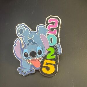 Disney Silver Stitch 2025 Pin only (box for reference)